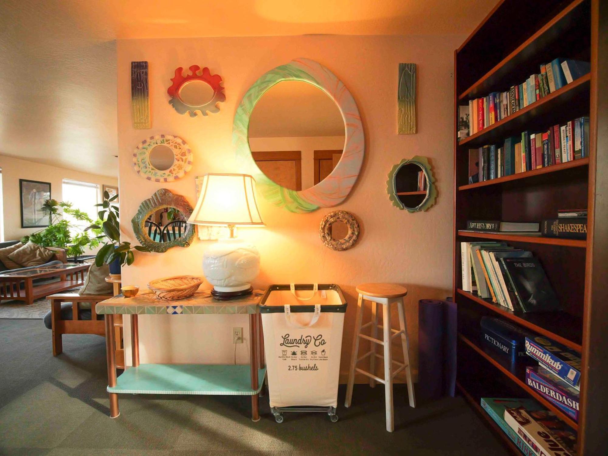 Ashland Commons Hostel Bagian luar foto