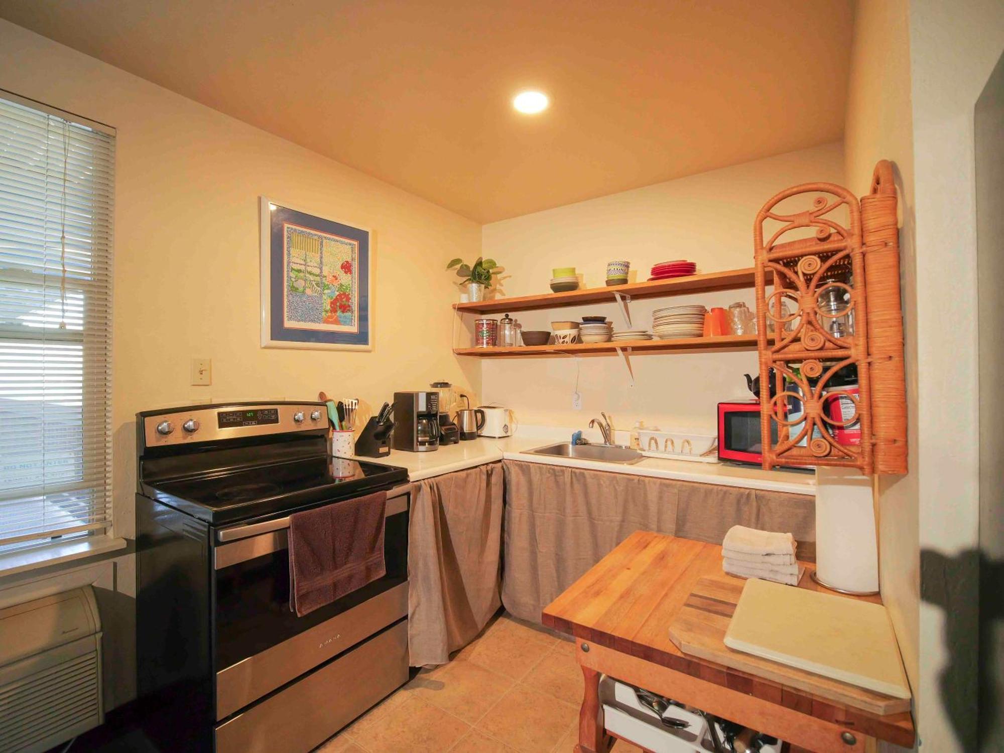 Ashland Commons Hostel Bagian luar foto