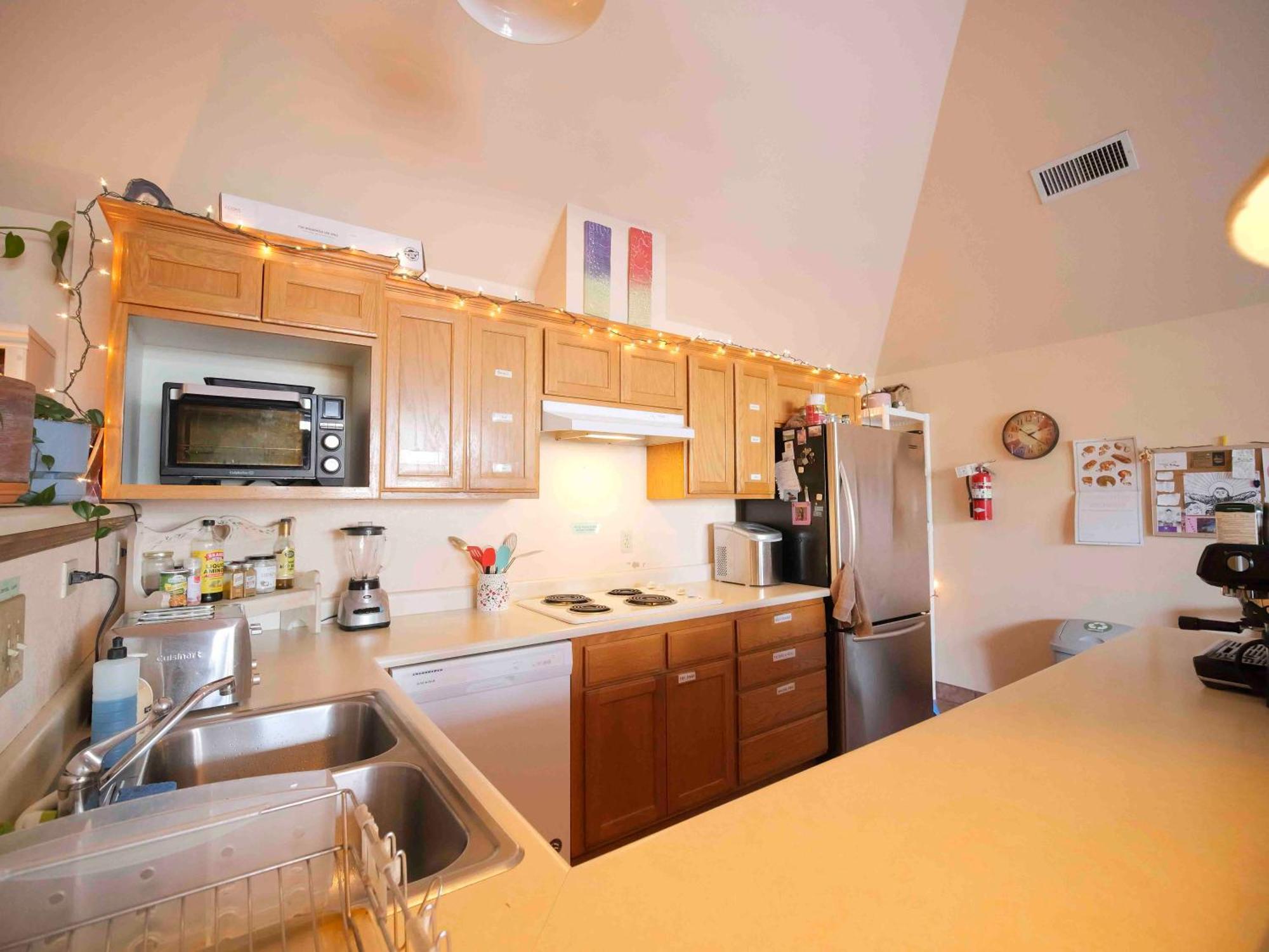 Ashland Commons Hostel Bagian luar foto