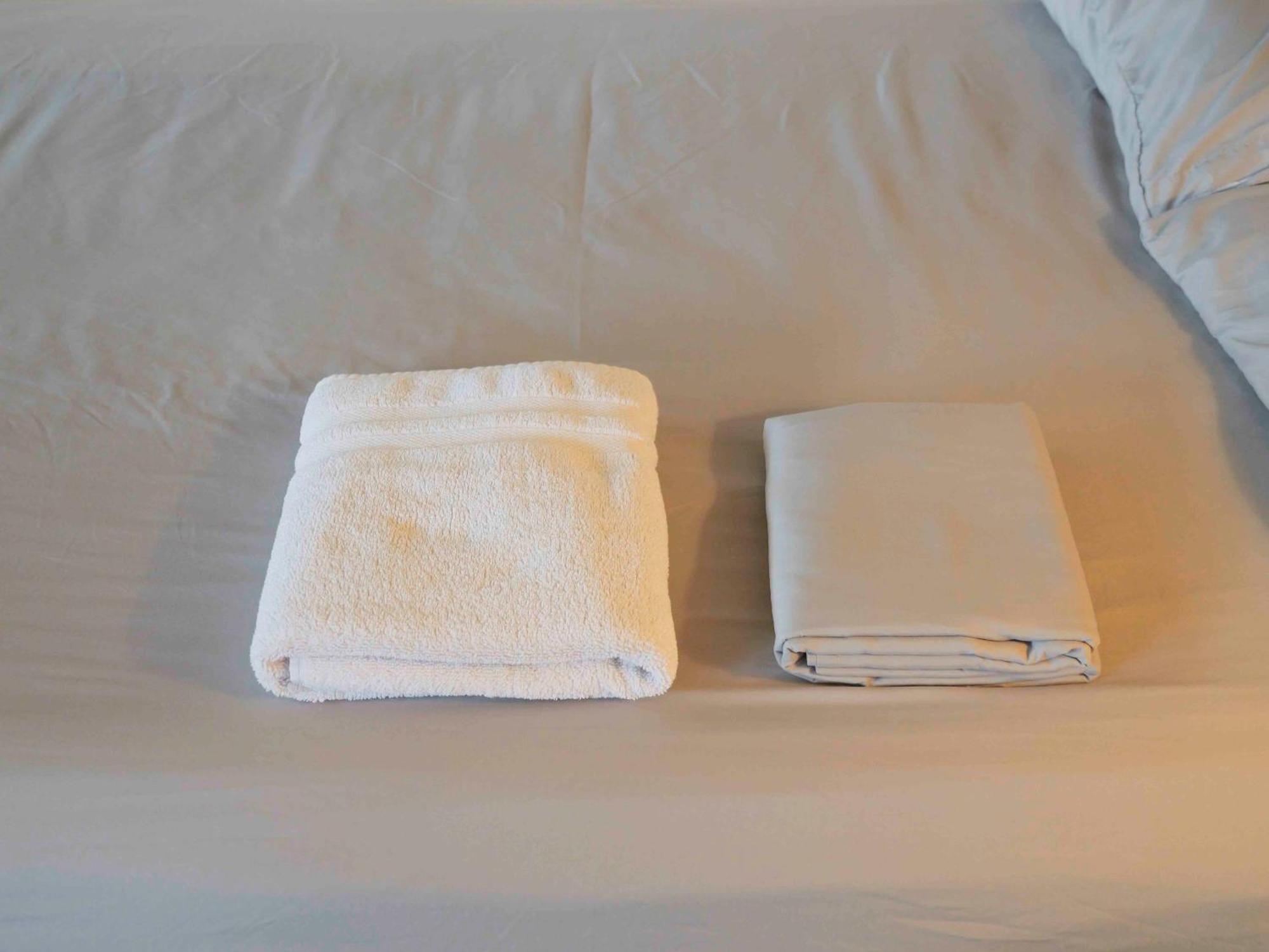 Ashland Commons Hostel Bagian luar foto